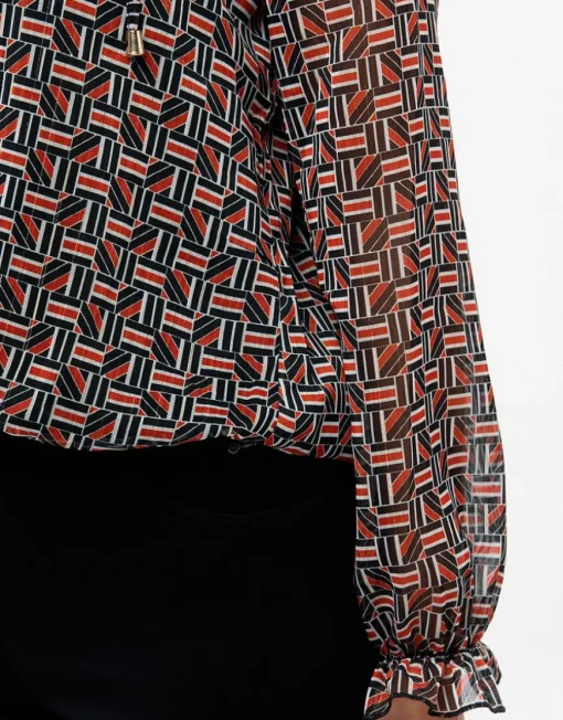 Blouse crépon noir rouge