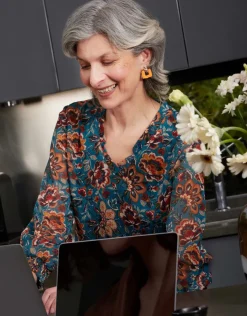 Blouse motif floral bleu