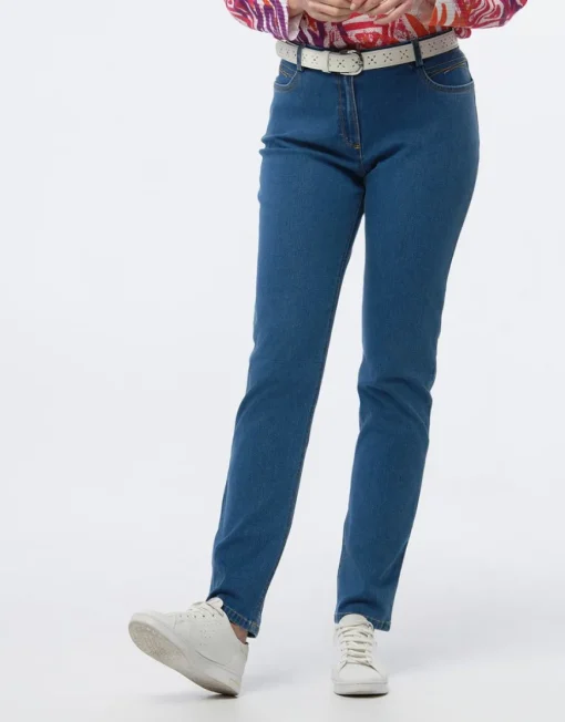 Jean ajusté bleu clair