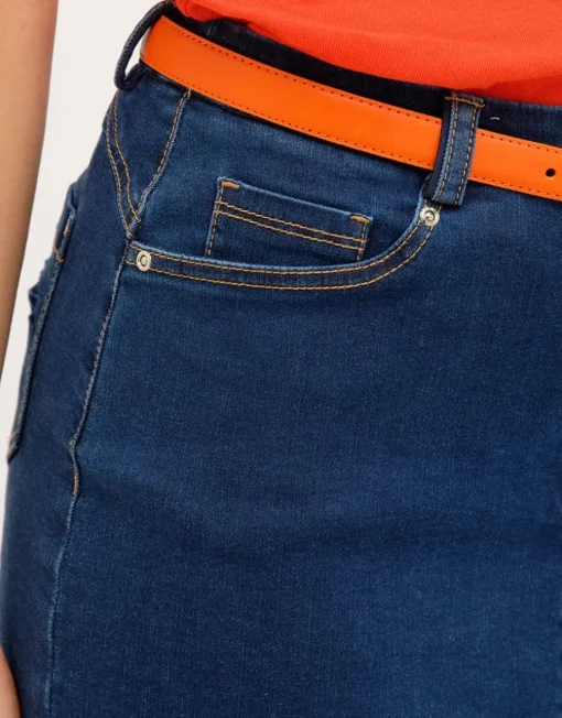 Jupe en denim bleu brut