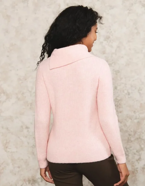 Pull rose col montant