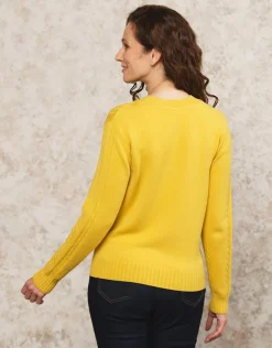 Pull torsade ocre