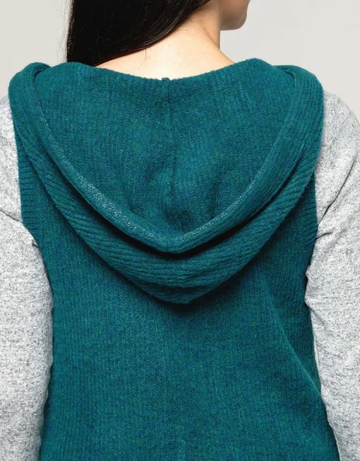Pull vert sans manches