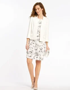 Robe chic écrue à volants