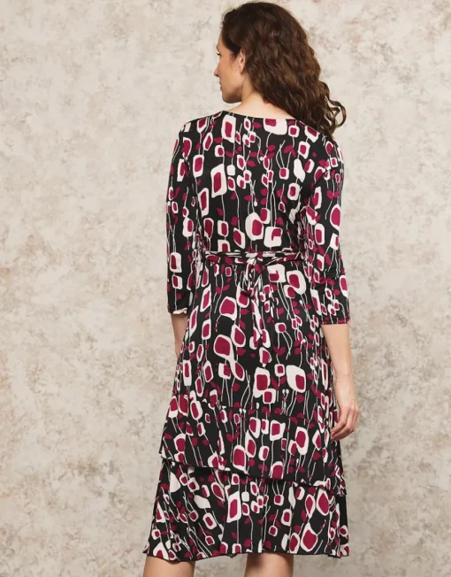 Robe chic noir motif