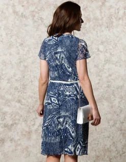 Robe dentelle marine
