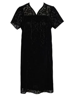 Robe dentelle noire