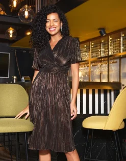 Robe drapée chic noir