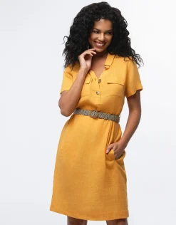Robe en lin ocre