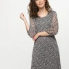 Robe plissée beige noir