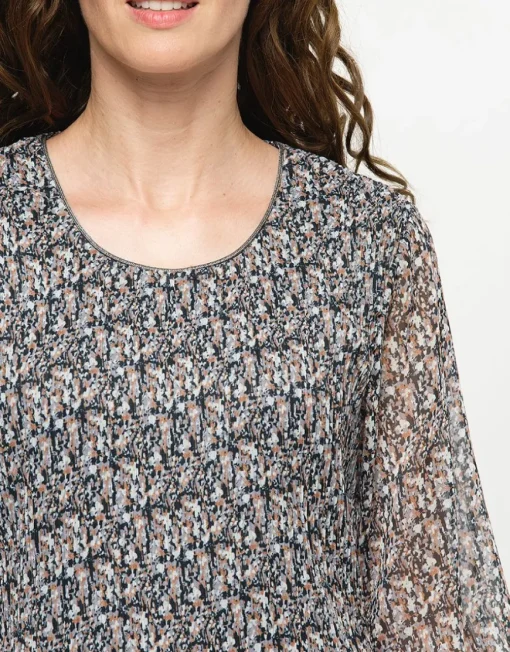 Robe plissée beige noir