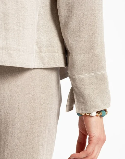 Veste beige col tailleur