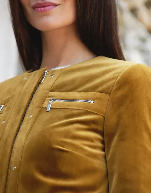 Veste en velours ocre